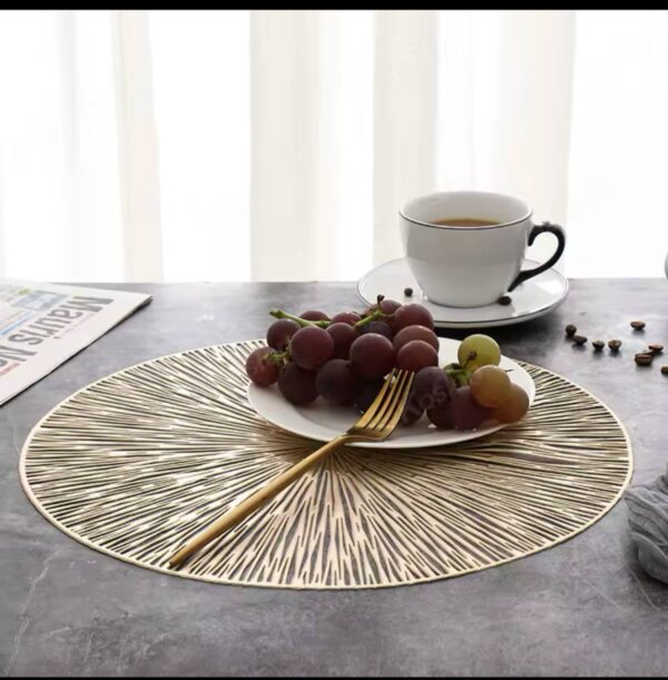 2025/03/IMG_20250329_090720_337.jpg Round Firework Shape PVC Placemat Hollow Table Mats